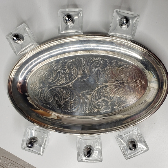 Six Glass Salt & Pepper Shakers Engraved Silver Plate Banquet Wedding Reception - Picture 5 of 6